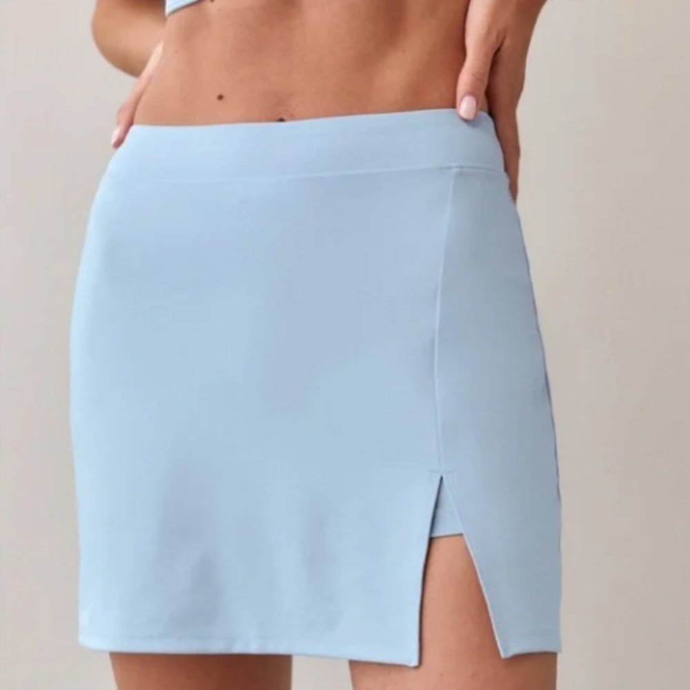 [NWT] Reformation Nina Ecomove Active Skirt - Light Blue